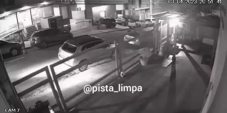 Caminhão “desgovernado” atinge veículos na descida do Morro da Cruz