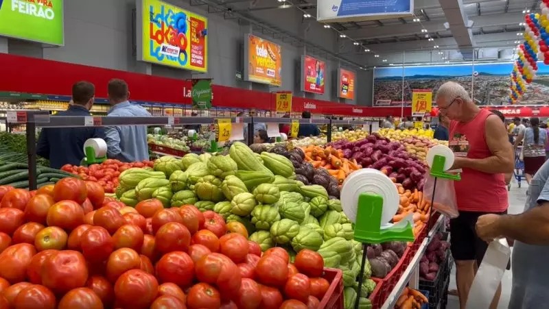 Setor de alimentos e bebidas impulsiona aumento da inflação em 0,56%