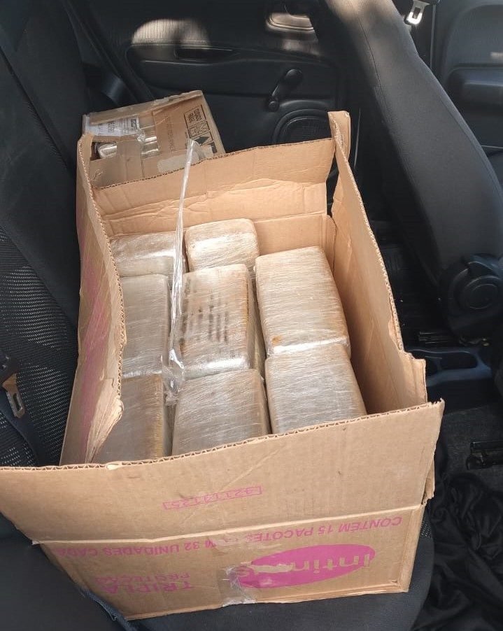 Jovem de 20 anos é preso com carga de cocaína avaliada em R$ 7 milhões em São José