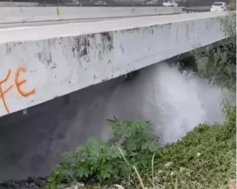 Rompimento de adutora da Casan em Palhoça prejudica abastecimento na região