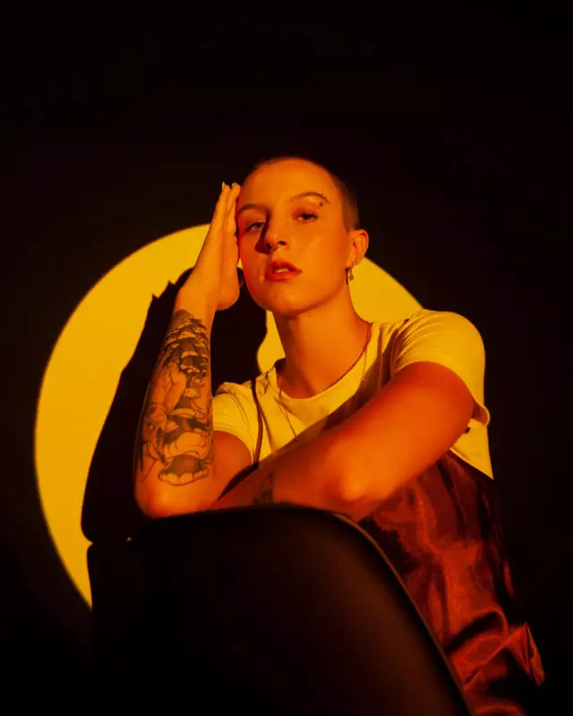 Laura Padaratz lança nova música