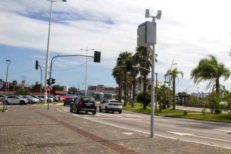 São José alerta para fake news sobre fiscalização de radares no município