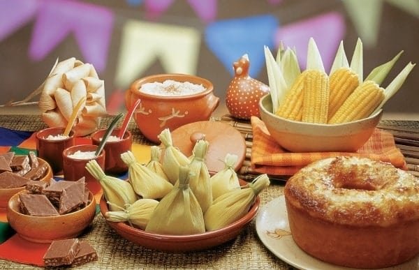 Entre fogueiras e sabores: especialistas orientam como consumir pratos típicos com saúde nas festas juninas