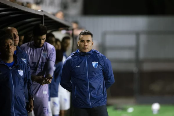 Avaí joga sob pressão em Belém