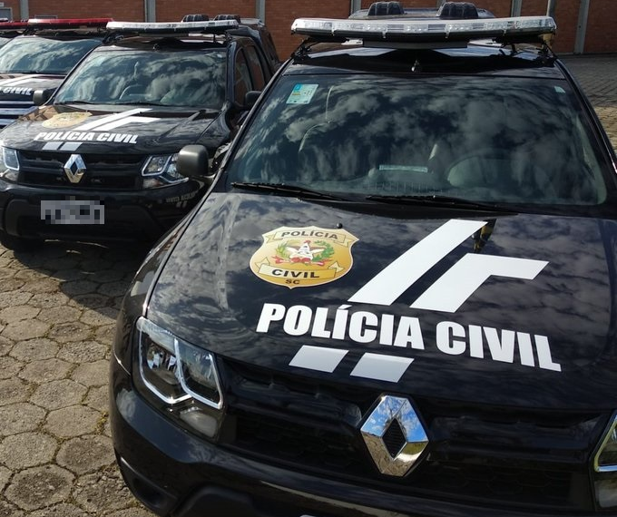 Sócios de empresa são presos por extorquir e coagir vítima a ceder metade da empresa