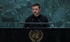 Zelensky acusa Rússia de bloquear cessar-fogo e alerta para risco nuclear na ONU