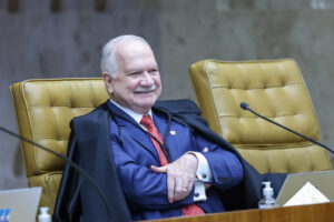 Edson Fachin toma posse como presidente do STF nesta segunda-feira