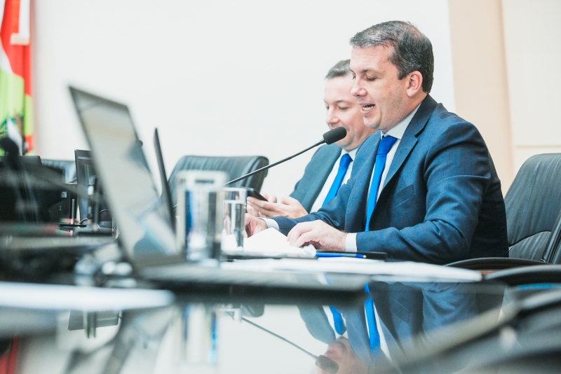 Alesc aprova na CCJ PEC que vai reestruturar Detran/SC