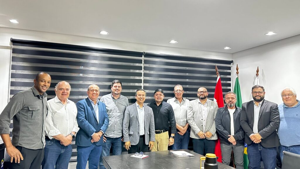 Após disputa eleitoral, Orvino e PL selam aliança em São José com apoio de vereadores e indicação ao secretariado