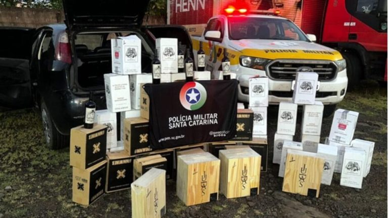 Apreensões da PMRv em SC ultrapassam R$ 5,7 milhões, com destaque para cigarros e bebidas