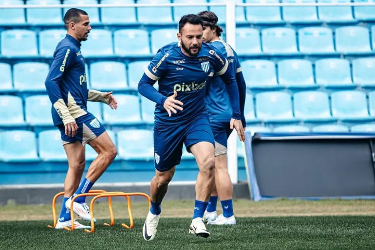 Avaí espera lotar Ressacada na decisão contra o Sport neste sábado