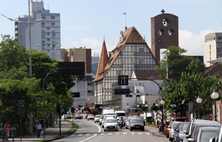 Blumenau chega a 380 mil habitantes e população cresce 45% em 20 anos, aponta IBGE