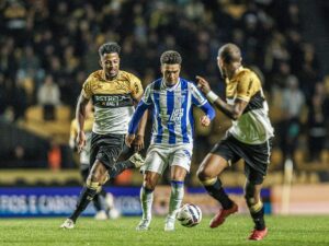 CBF detalha a tabela da Série B até a 36ª rodada; confira jogos dos catarinenses