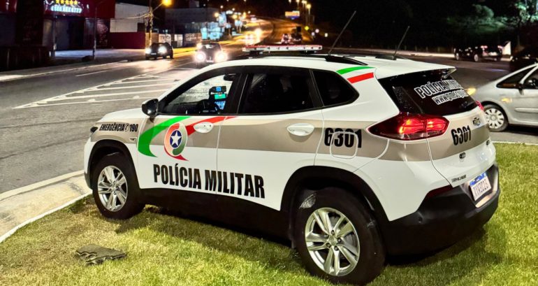 Homem é preso suspeito de assassinar esposa e suposto amante em Santa Catarina