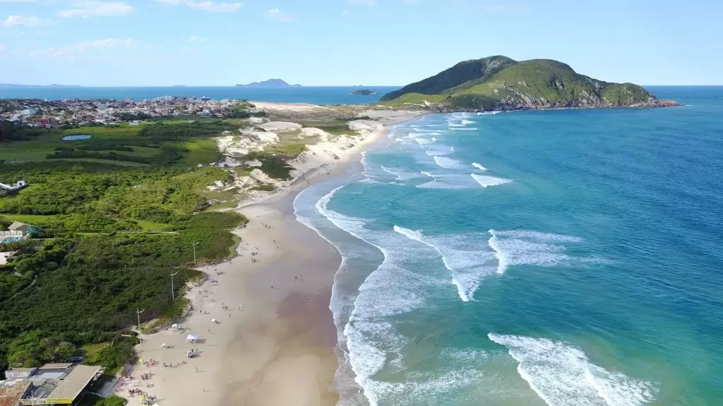 Praias do Norte da Ilha apresentam melhora na balneabilidade