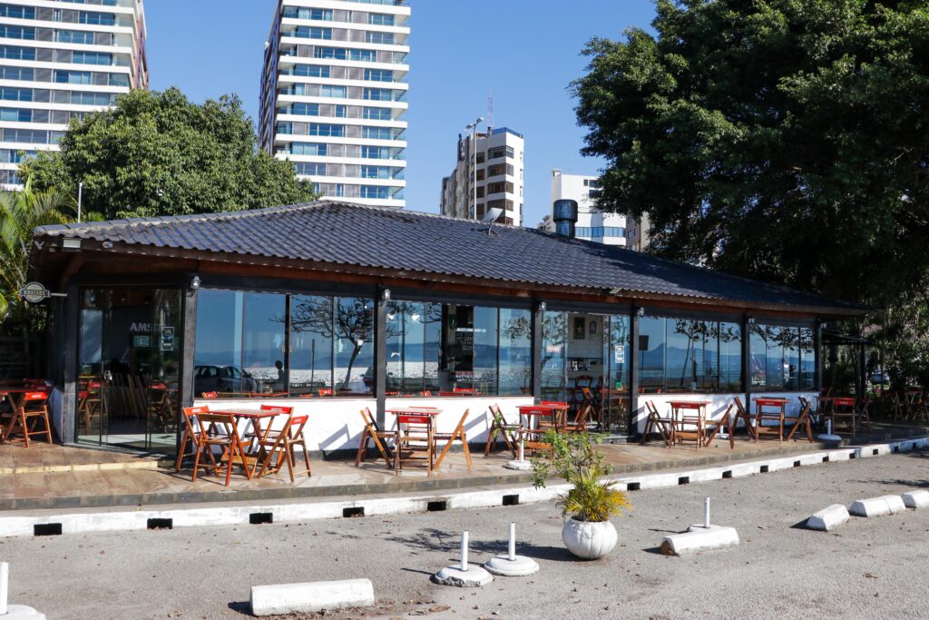 Prefeitura da Capital começa a notificar quiosques irregulares