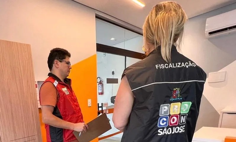 Procon de São José orienta consumidor para contratação ou renovação de matrícula escolar
