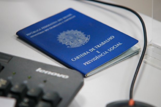 Sine SC oferece mais de 9,7 mil vagas de emprego em todas as regiões do Estado; confira