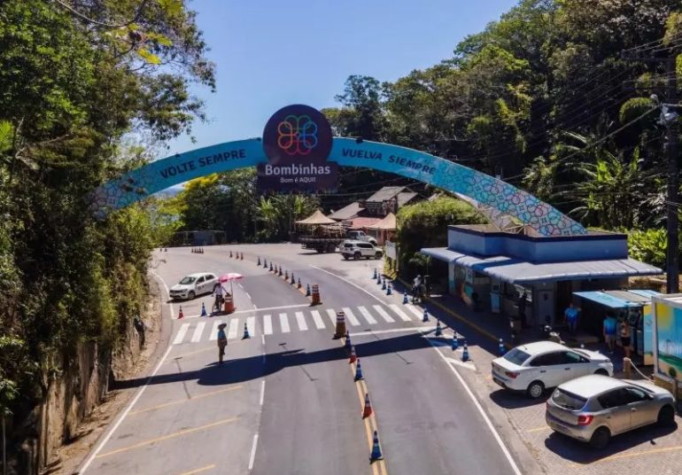 Prefeitura de Bombinhas anuncia reajuste da TPA e carros passam a pagar R$ 38