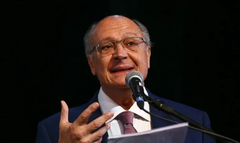 alckmin-senado-e-camara-articulam-frente-unica-contra-medidas-protecionistas-dos-eua2