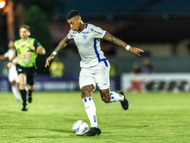 Avaí empata com Caravaggio e irrita torcedor azurra às vésperas do clássico