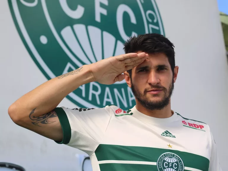 Figueirense contrata dois jogadores de frente para a disputa da série C do Brasileiro