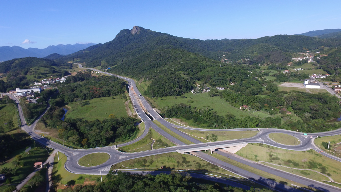 Contorno Viário: alterações no trânsito no Alto Aririú são suspensas