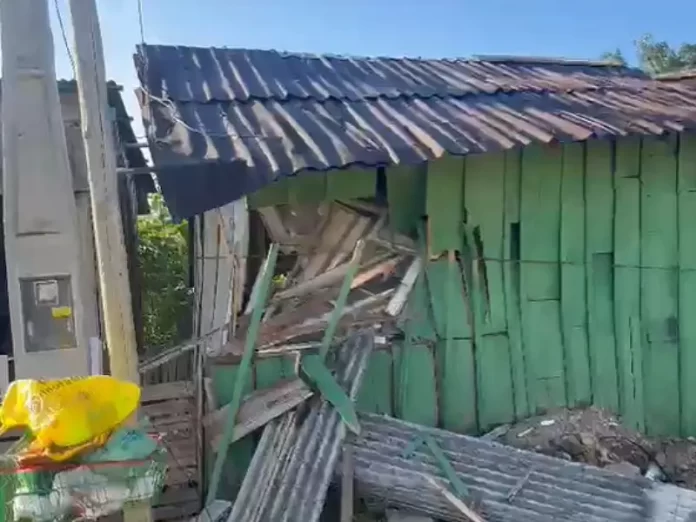 Mais 30 casas são demolidas no Loteamento Benjamin, em São José
