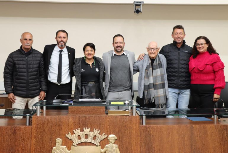 figueirense-e-celebrado-pelos-104-anos-de-historia-e-paixao-no-legislativo-da-capital