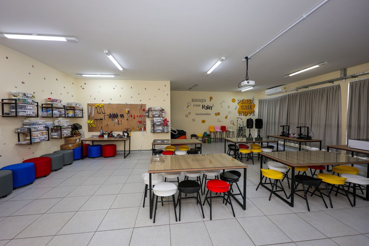 governo-de-sc-lanca-escola-boa-r-36-bilhoes-para-transformar-1-038-escolas-da-rede-estadual-ate-2026