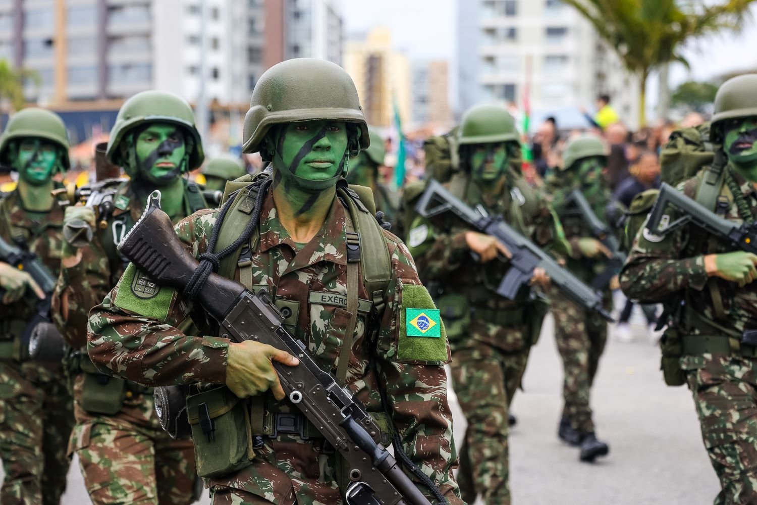 mais-de-87-mil-pessoas-entre-publico-e-participantes-celebram-o-7-de-setembro-em-florianopolis
