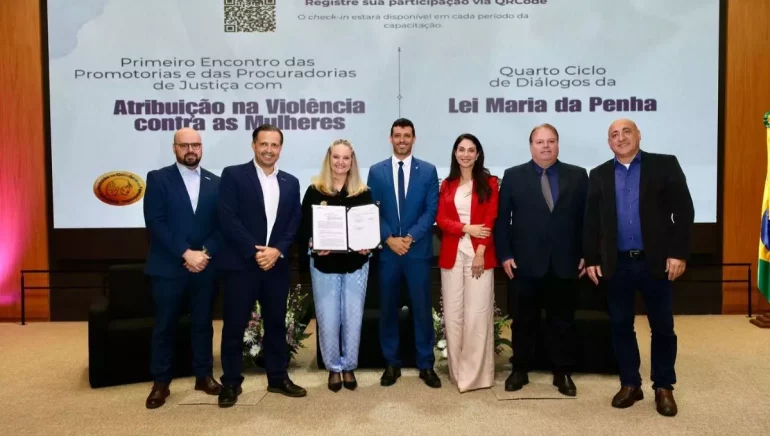 mpsc-e-scclubes-firmam-parceria-para-implementar-protocolo-nao-e-nao-nos-estadios-catarinenses