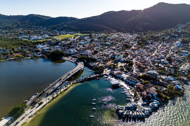 nova-ponte-da-lagoa-da-conceicao-e-liberada-parcialmente-e-muda-transito-na-regiao1