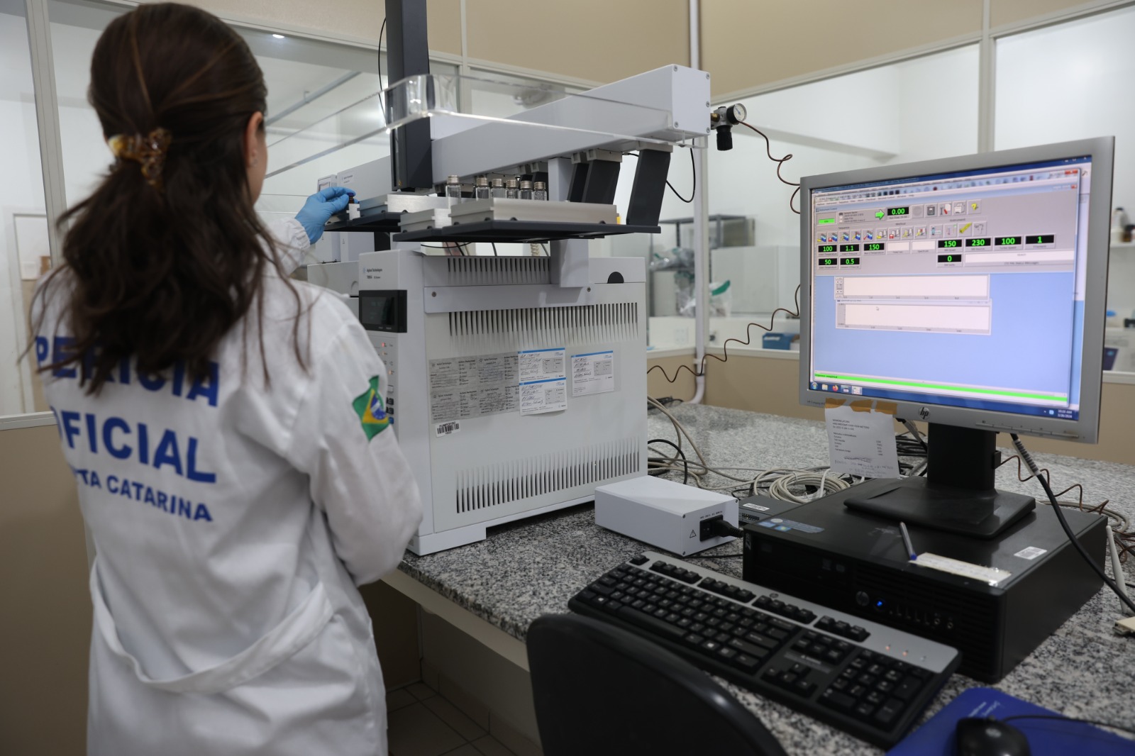 policia-cientifica-de-santa-catarina-identifica-drogas-sinteticas-ineditas-no-brasil