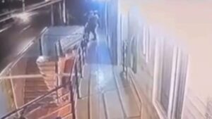 Bebê baleado no colo do pai durante execução no Campeche segue internado em estado estável