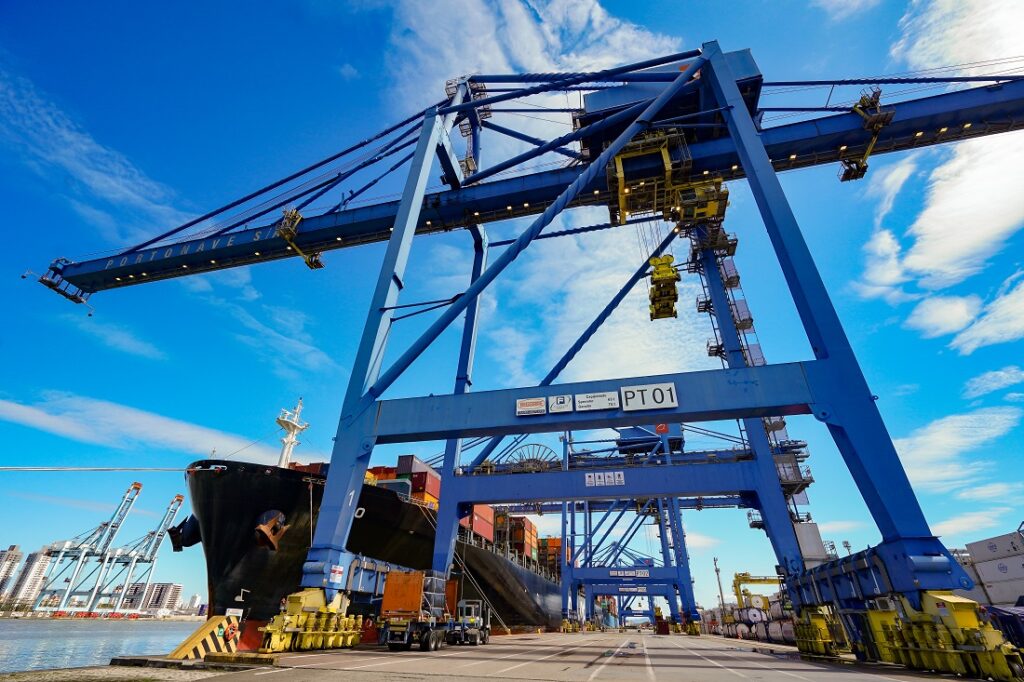 Exportações de Santa Catarina crescem 5% em 2025 e registram segundo melhor resultado da história