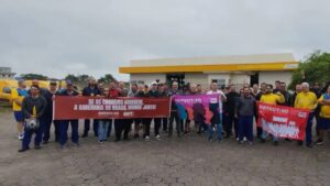 Funcionários dos Correios interrompem atividades no Sul da Ilha em protesto por más condições de higiene