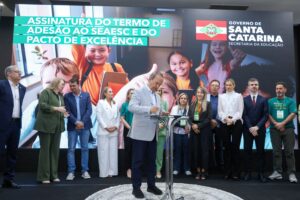 Santa Catarina lança Pacto de Excelência para unificar e fortalecer a educação pública no Estado