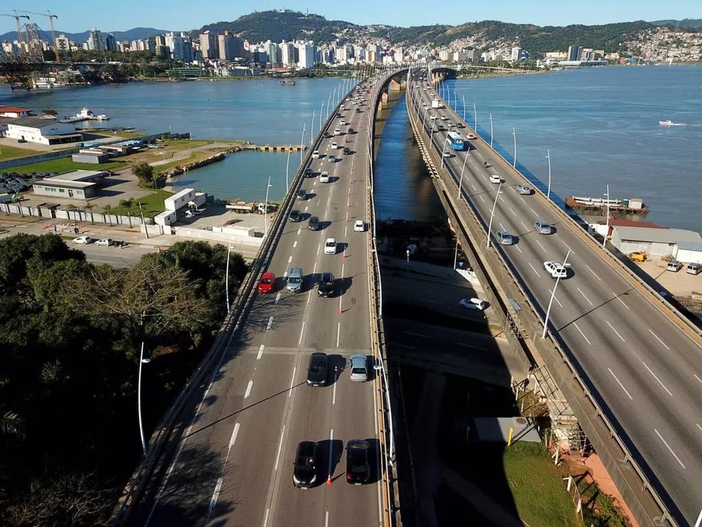 TCE dá 60 dias para governo apresentar plano de manutenção das pontes Colombo Salles e Pedro Ivo