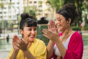 Terças Sonoras apresenta show de lançamento do projeto A Menina, a Mulher e a Anciã