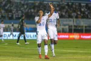 Avaí vence o Paysandu e mantém sequência invicta na Série B