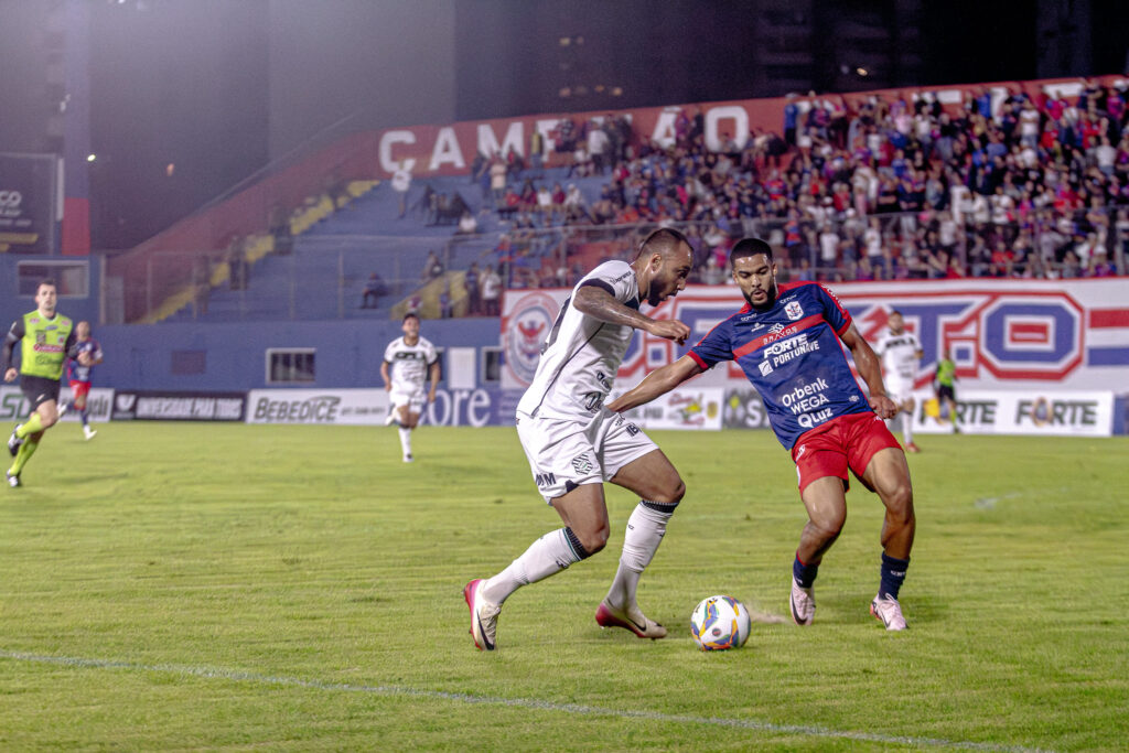 Imagem atual: Figueirense visita o Marcílio Dias neste domingo valendo vaga na final da Copa SC