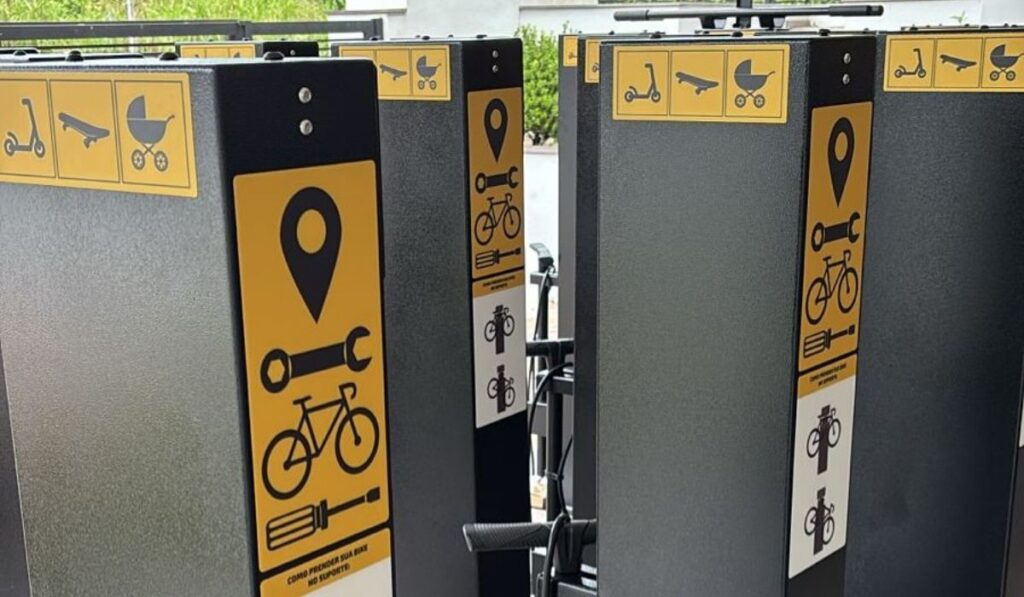 Florianópolis instala 34 estações de reparo gratuito para bicicletas