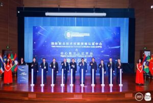 Mário Motta viabiliza R$ 2,2 milhões com governo chinês para intercâmbio de estudantes catarinenses