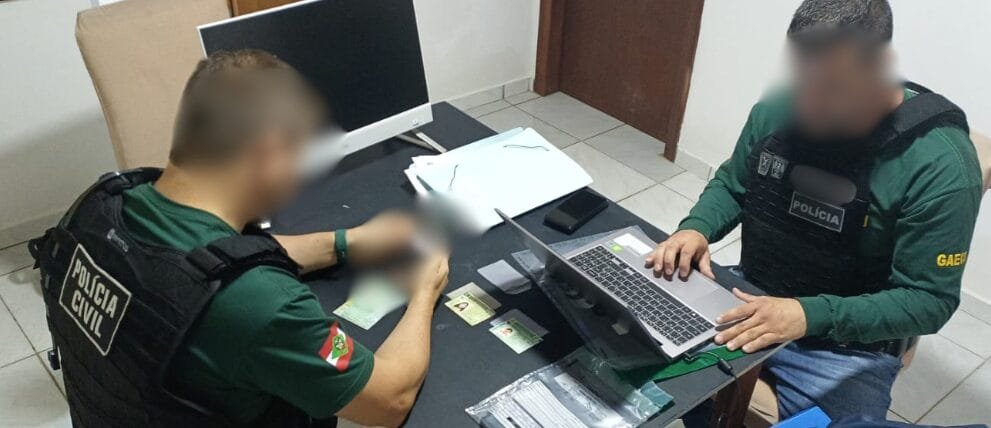 Operação nacional mira esquema de R$ 400 milhões e alcança empresários e laranjas em Santa Catarina