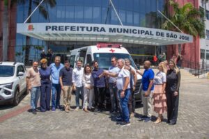 São José recebe nova ambulância e veículo para consultório de rua e amplia atendimento da Saúde