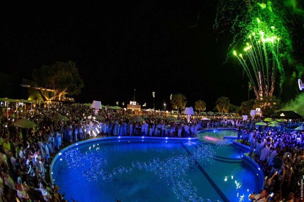 P12 celebra 18 anos com Réveillon Spettacolo e promete noite inesquecível em Jurerê Internacional