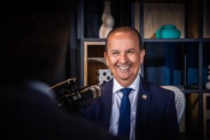 Pesquisa indica vitória de Jorginho Mello ainda no 1º turno das eleições 2026