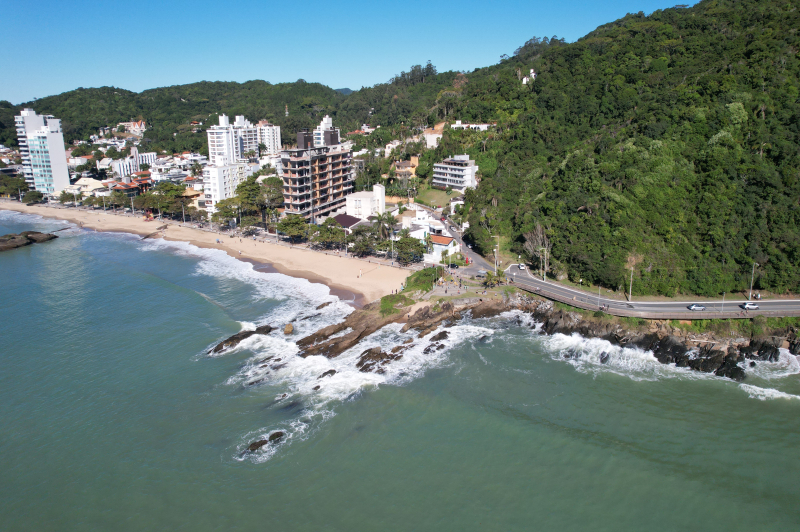 praia de cabeçudas itajaí