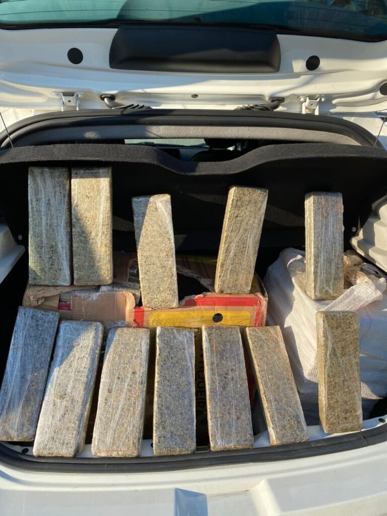 Narcotraficante é preso em flagrante na Grande Florianópolis